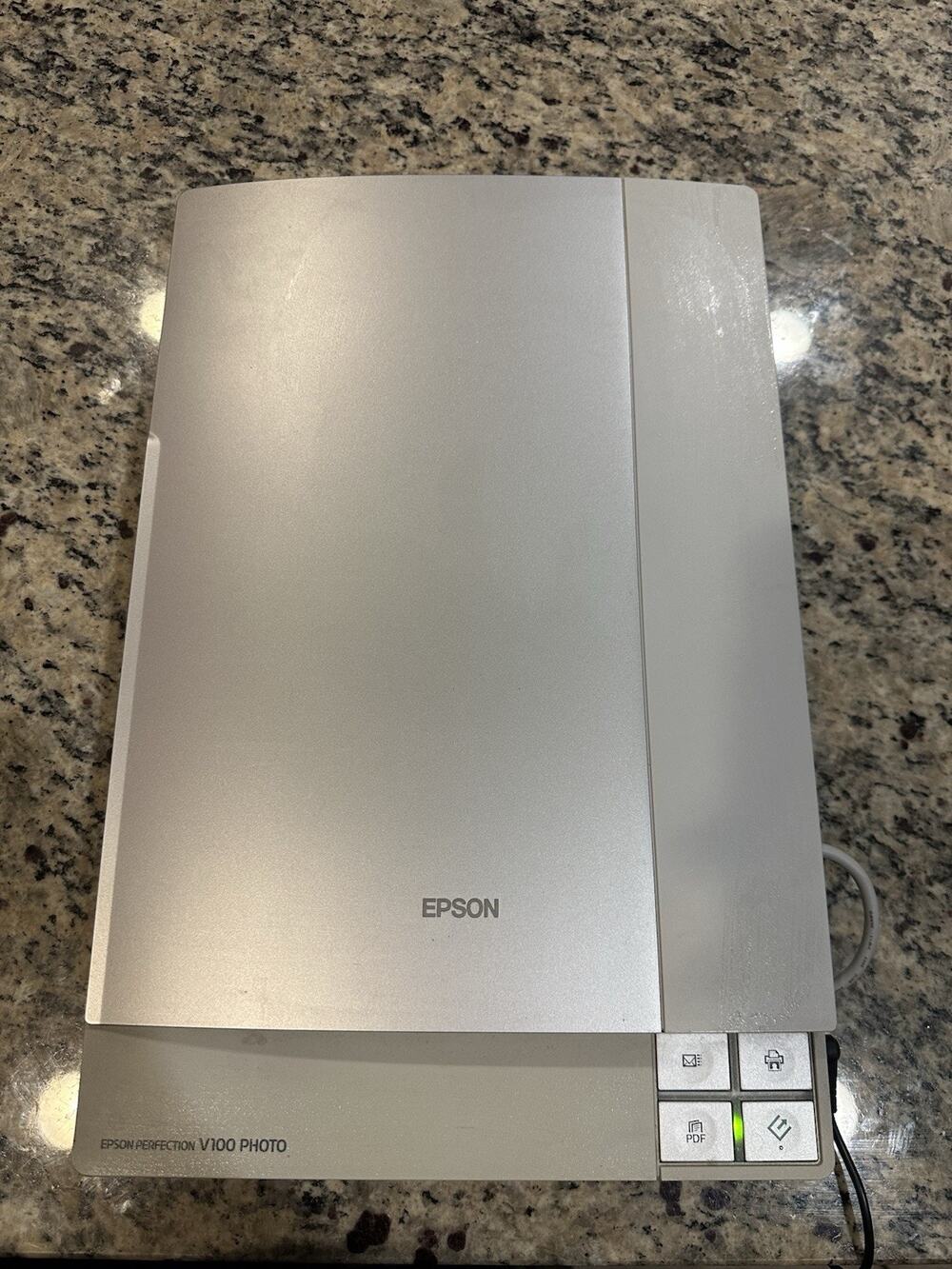 Epson Perfection V100 PHOTO Flatbed Scanner, untested Turns On